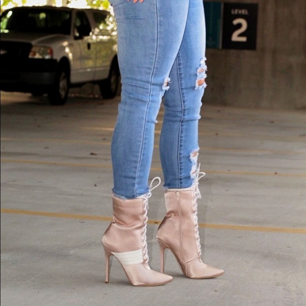 Lace up heeled booties hour sale - Picture 4 of 12